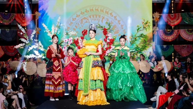 Vietnam Iconic Runway tôn vinh di sản văn hóa Tây Bắc